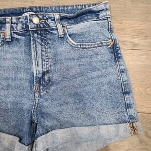 Old Navy Denim Blue Women's Shorts Size 10